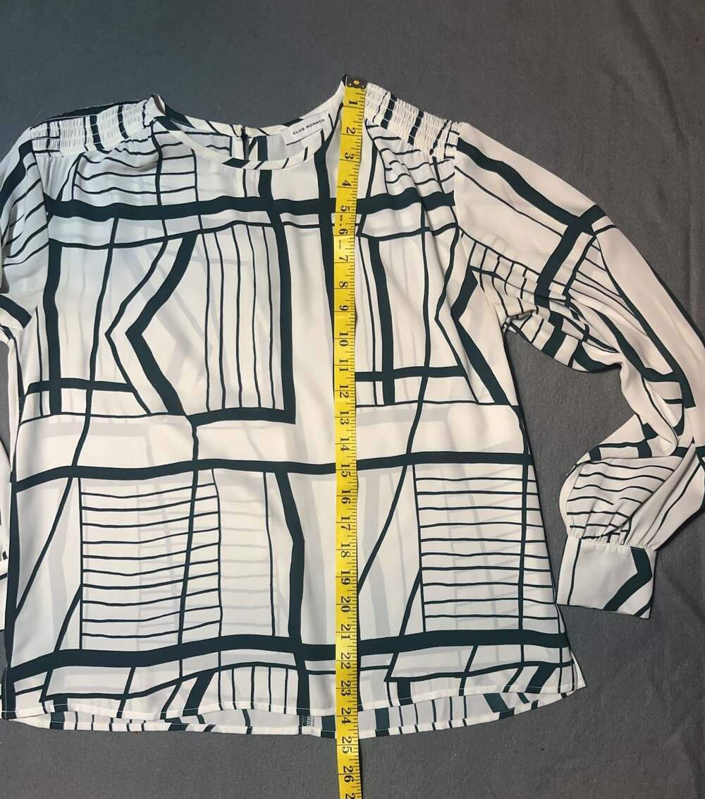 Club Monaco Geometric Print Long Sleeve Blouse Size S/P - Picture 9 of 9
